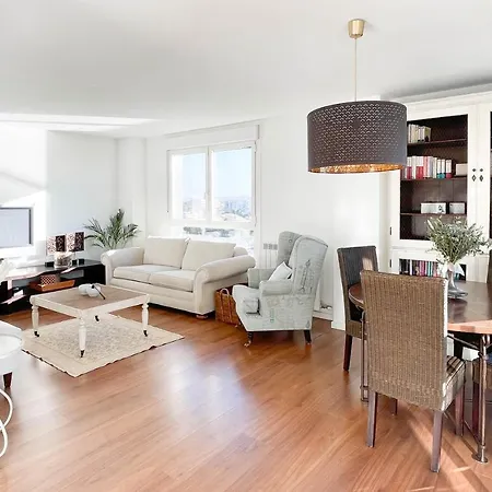 アパート Atico Mejores Vistas Al Pilar Jacuzzi Y Garaje サラゴサ