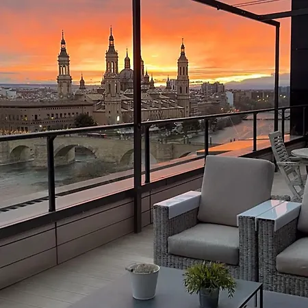 Atico Mejores Vistas Al Pilar Jacuzzi Y Garaje Daire Zaragoza