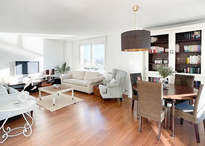 アパート Atico Mejores Vistas Al Pilar Jacuzzi Y Garaje サラゴサ