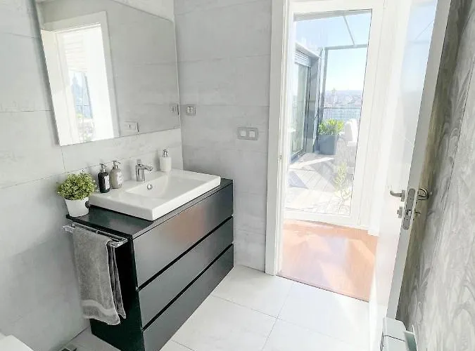 Atico Mejores Vistas Al Pilar Jacuzzi Y Garaje サラゴサ