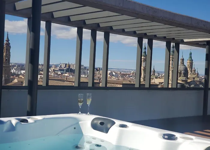 Atico Mejores Vistas Al Pilar Jacuzzi Y Garaje サラゴサ